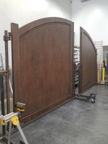 00017 Aluminum Gates