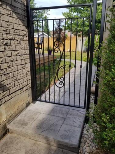 00023 Aluminum Gates