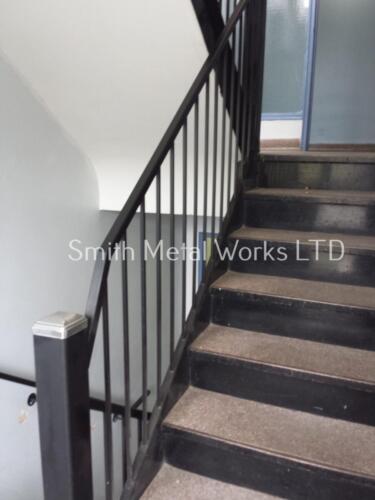 00172 Indoor Modern Railings