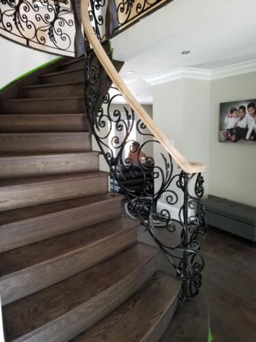 00289 Indoor Wrought Iron Railings