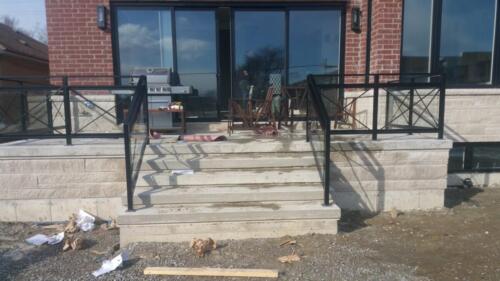 00718 Outdoor Deck Railings