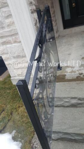 00724 Outdoor Glass Railings