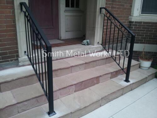 00811 Outdoor Modern Railings