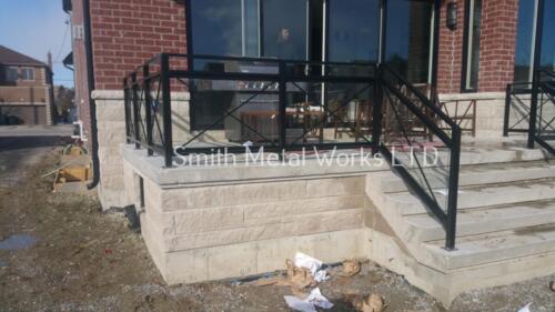 00823 Outdoor Modern Railings