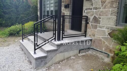 00834 Outdoor Modern Railings