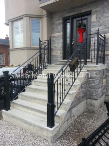 00886 Outdoor Porch Railings