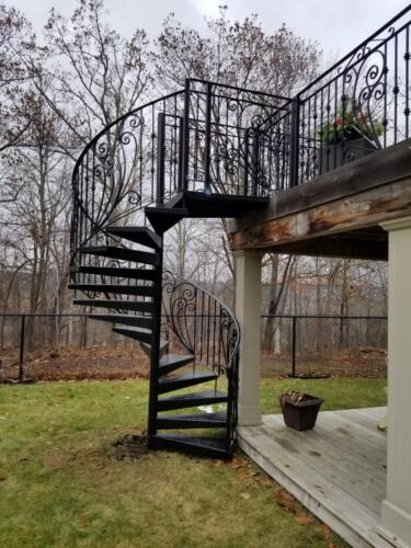 01243 Outdoor Spiral Staircase