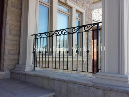 01260 Outdoor Wrought Iron Railings