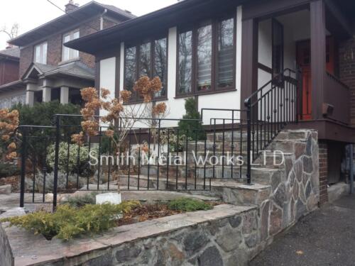 01273 Outdoor Wrought Iron Railings