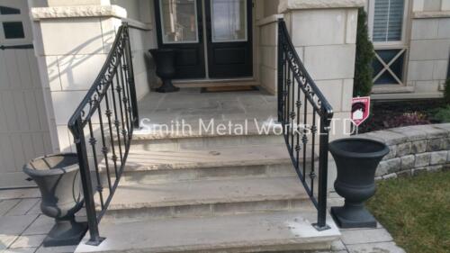 01289 Outdoor Wrought Iron Railings