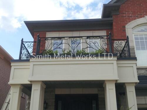 01311 Outdoor Wrought Iron Railings