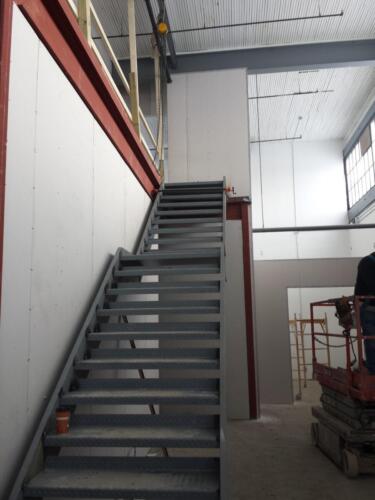 01444 Stairs Ladders